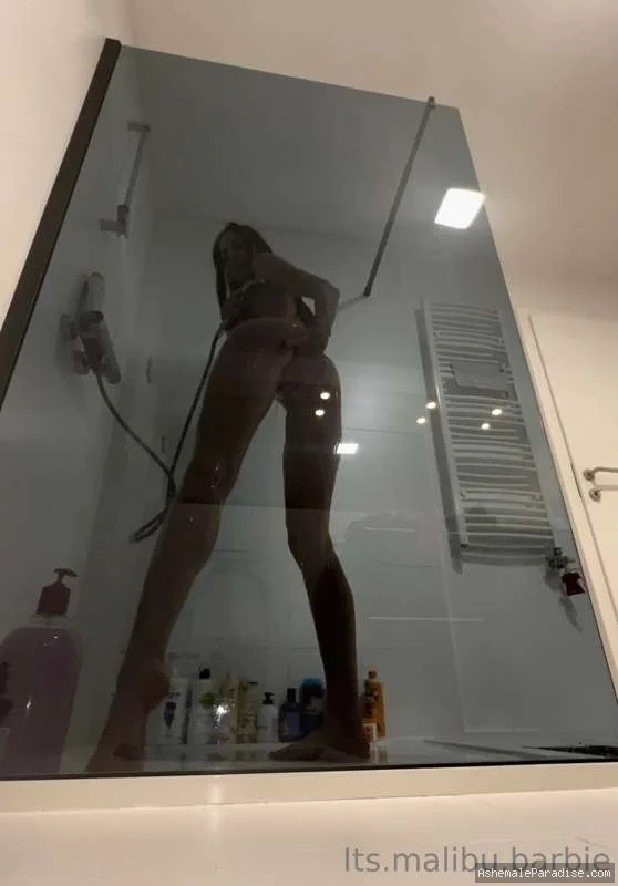 Malibu Barbie — Malibu Barbie — 30 fotos — OnlyFans Photos