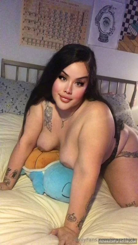 Mara Thick — Mara Thick — 33 fotos — OnlyFans Photos