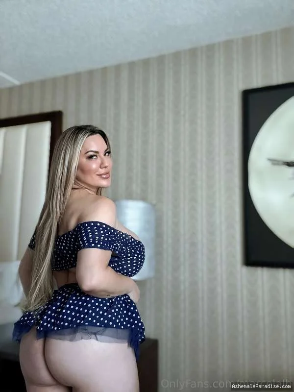 Marcela L — Marcela L — 33 fotos — OnlyFans Photos
