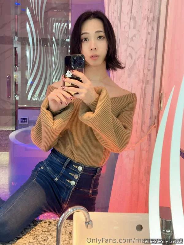 Mari Ayanami — Mari Ayanami — 22 fotos — OnlyFans Photos