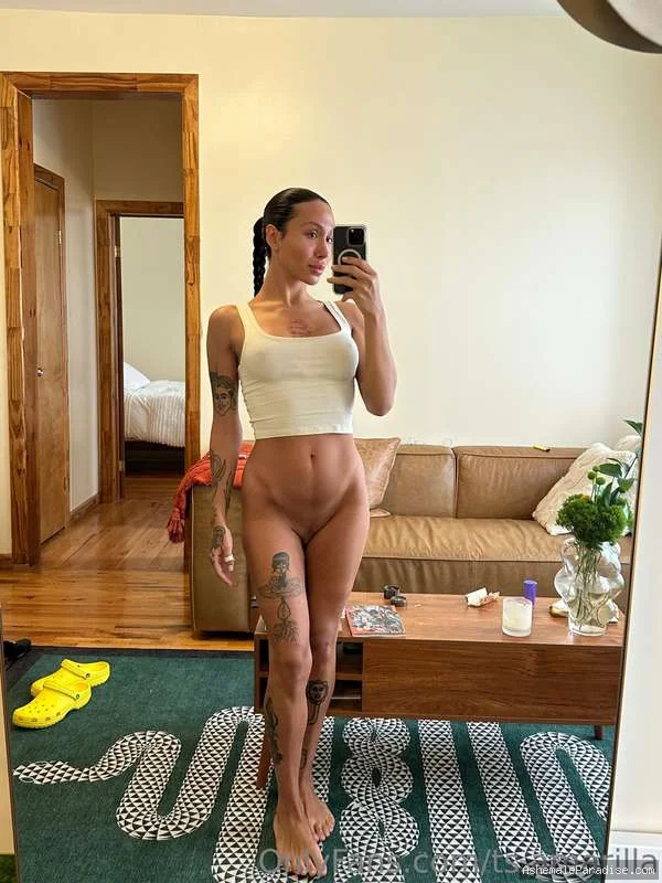 Maria Bella — Maria Bella — 34 fotos — OnlyFans Photos