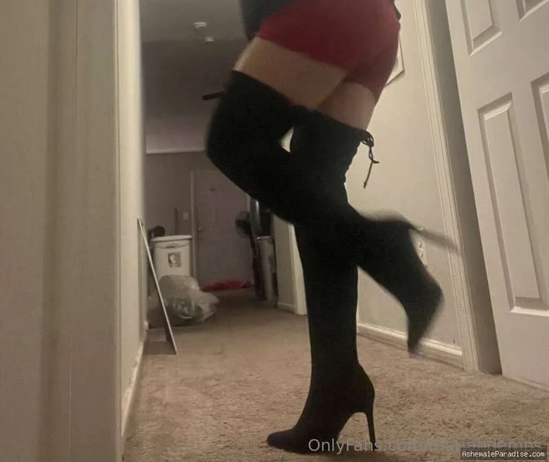Mariah D — Mariah D — 33 fotos — OnlyFans Photos