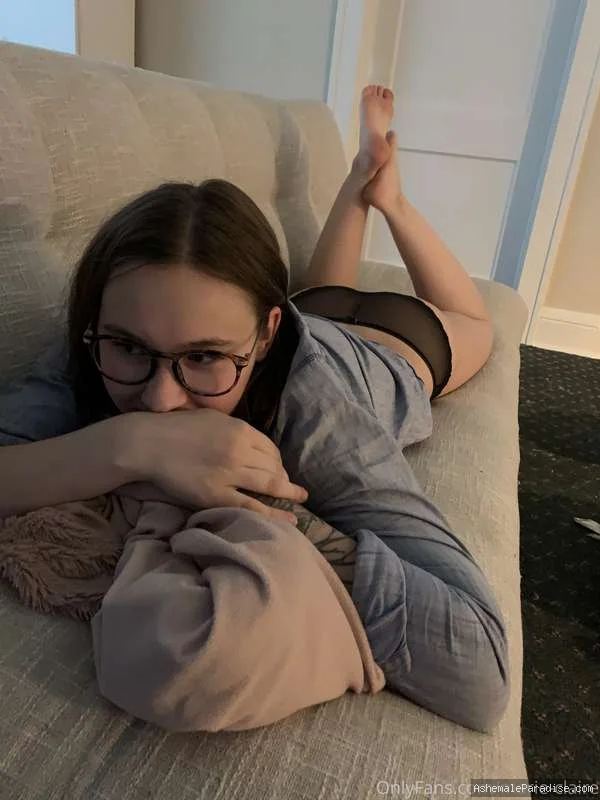 Marie Claire — Marie Claire — 18 fotos — OnlyFans Photos