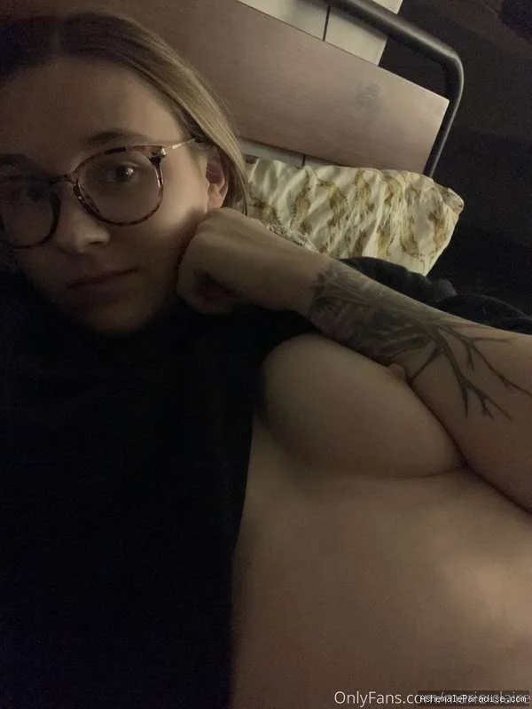 Marie Claire — Marie Claire — 18 fotos — OnlyFans Photos