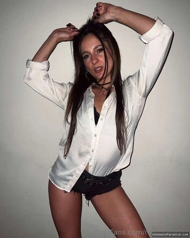 Martina A — Martina A — 33 fotos — OnlyFans Photos