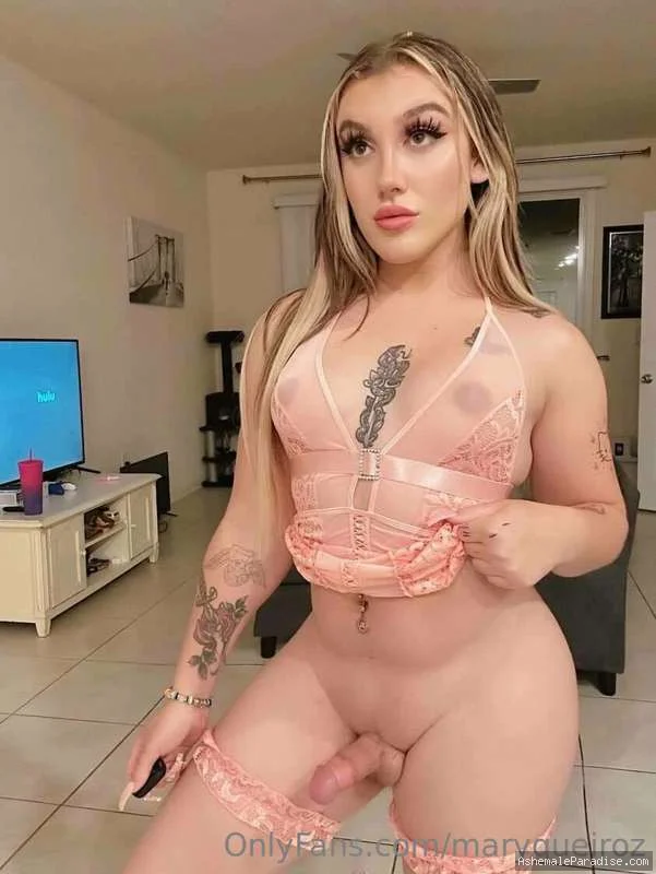 Mary Queiroz — Mary Queiroz — 34 fotos — OnlyFans Photos