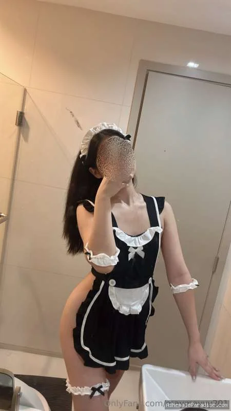 May May — May May — 6 fotos — OnlyFans Photos