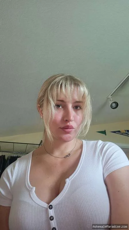 Meddle Blooms — Meddle Blooms — 32 fotos — OnlyFans Photos
