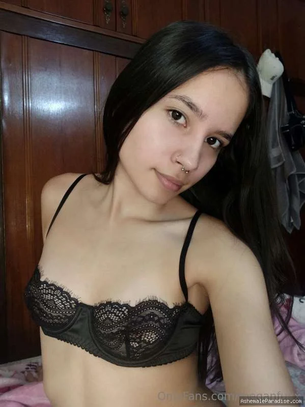 Megan Fuxxx — Megan Fuxxx — 18 fotos — OnlyFans Photos