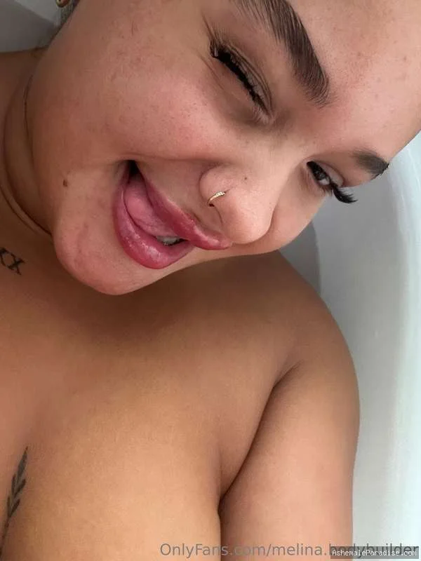 Melina B — Melina B — 34 fotos — OnlyFans Photos