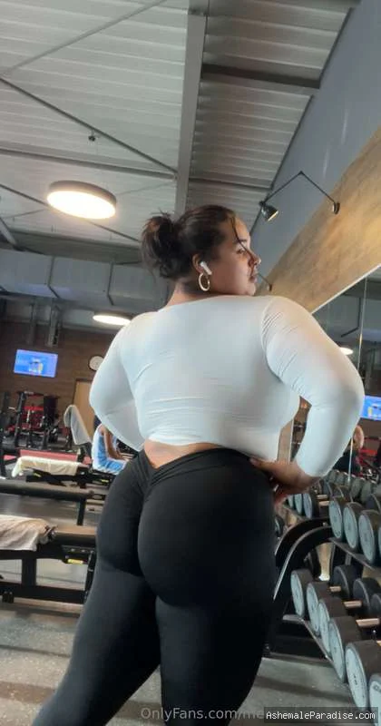 Melina B — Melina B — 34 fotos — OnlyFans Photos