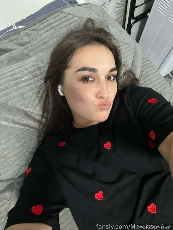 Melissa Santos — 77 fotos
