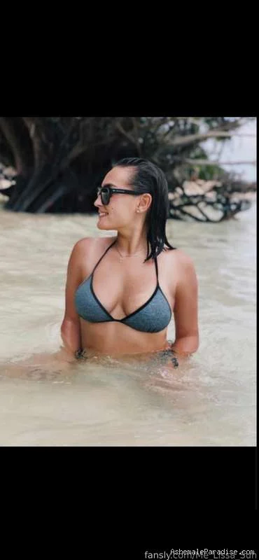Melissa Santos — 77 fotos
