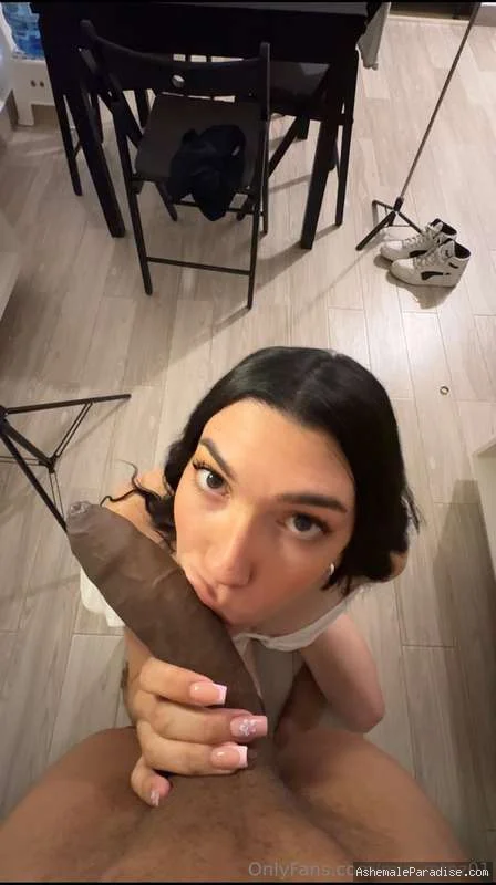 mia_mtnz — mia_mtnz — 34 fotos — OnlyFans Photos