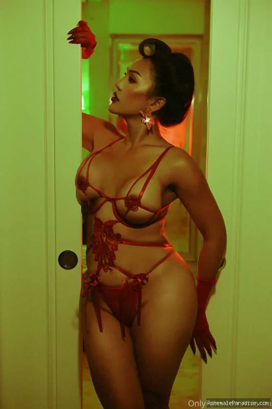 Mia Rita — Mia Rita — 14 fotos — OnlyFans Photos