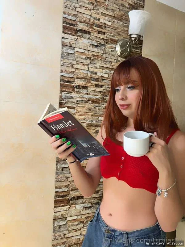 Mia Sky — Mia Sky — 96 fotos