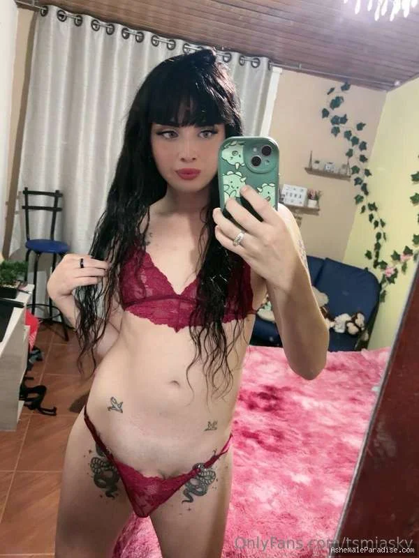 Mia Sky — Mia Sky — 96 fotos