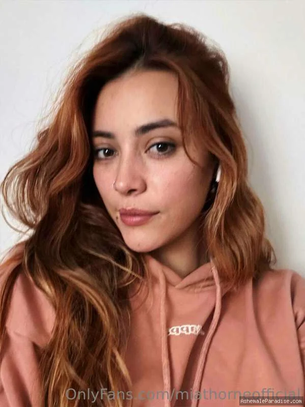 Mia Thorne — Mia Thorne — 30 fotos — OnlyFans Photos