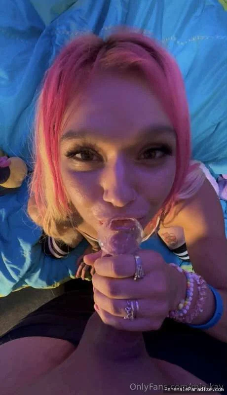 Miaka — Miaka — 33 fotos — OnlyFans Photos