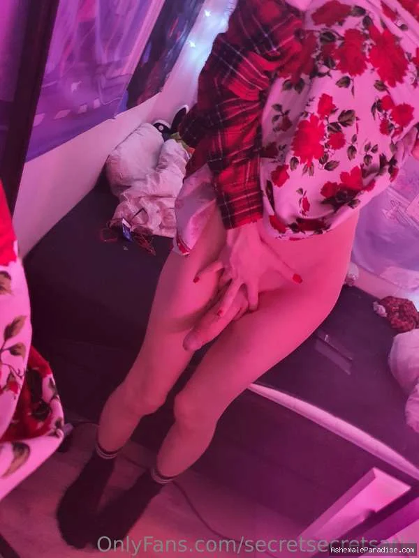 Midna Asteria — Midna Asteria — 34 fotos — OnlyFans Photos