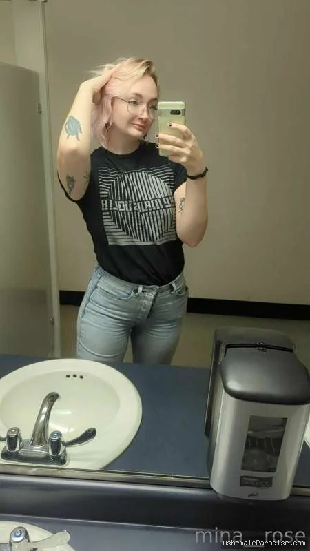 Mina Rose — Mina Rose — 30 fotos — OnlyFans Photos