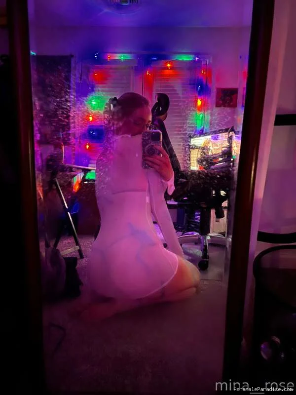 Mina Rose — Mina Rose — 30 fotos — OnlyFans Photos