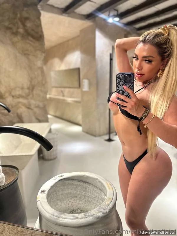 Mishelle Rios — Mishelle Rios — 33 fotos — OnlyFans Photos