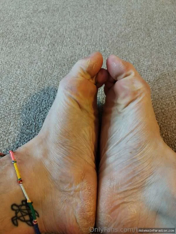 miss.nathaliya — miss.nathaliya — 3 fotos — OnlyFans Photos
