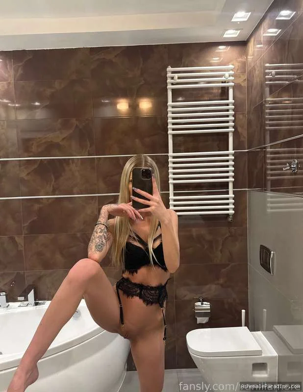 Mistress Vanilla — Mistress Vanilla — 13 fotos — OnlyFans Photos