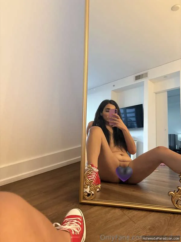 mona.doll — mona.doll — 35 fotos — OnlyFans Photos