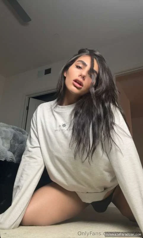 mona.doll — mona.doll — 35 fotos — OnlyFans Photos