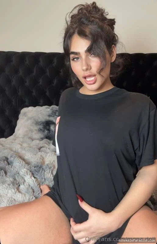 mona.doll — mona.doll — 35 fotos — OnlyFans Photos