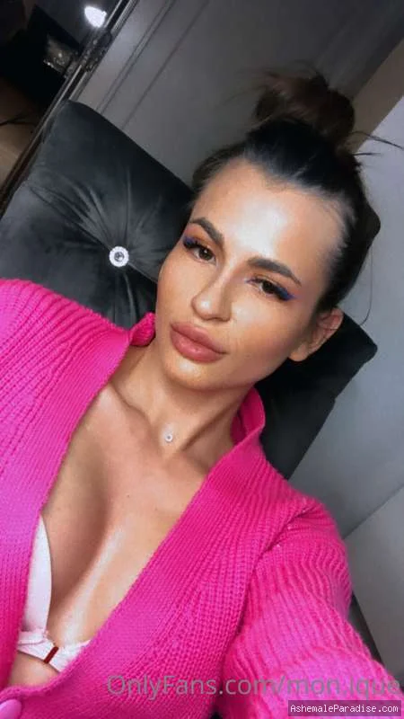Monik Lorran — Monik Lorran — 10 fotos — OnlyFans Photos