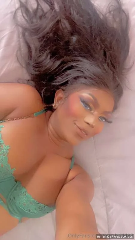 Mya Badd — Mya Badd — 33 fotos — OnlyFans Photos