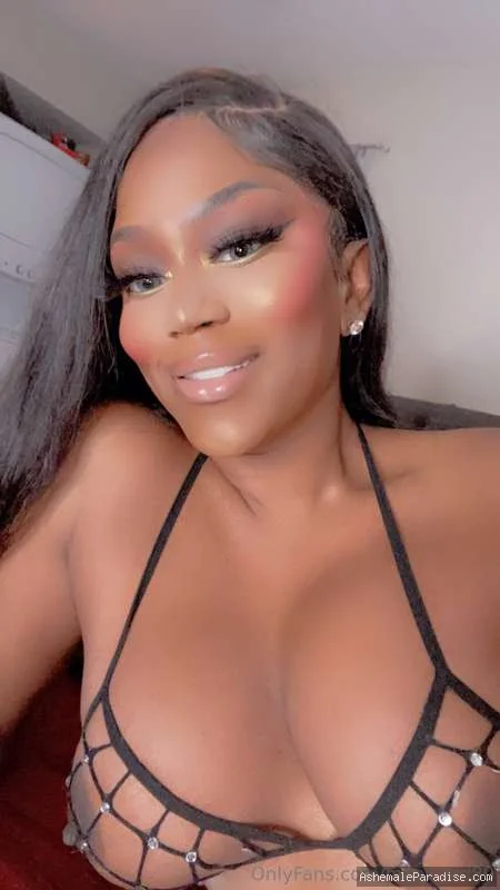 Mya Badd — Mya Badd — 33 fotos — OnlyFans Photos