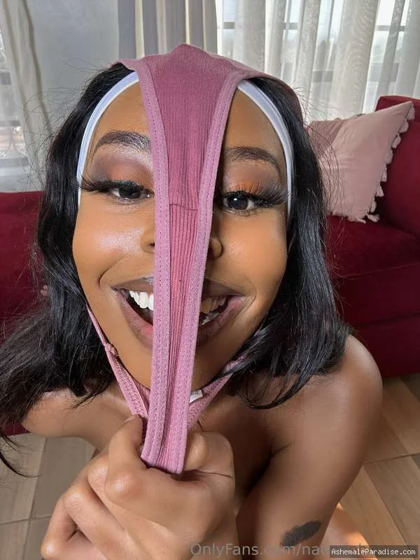 Naomi — Naomi — 77 fotos