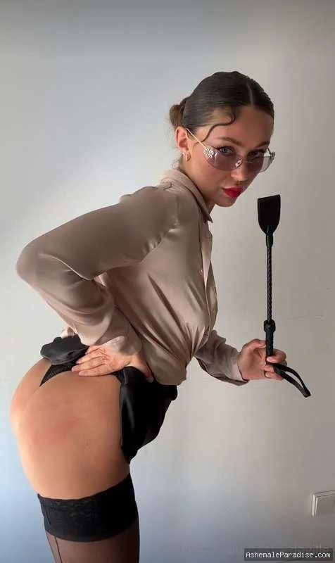 Natasha Deville — 94 fotos