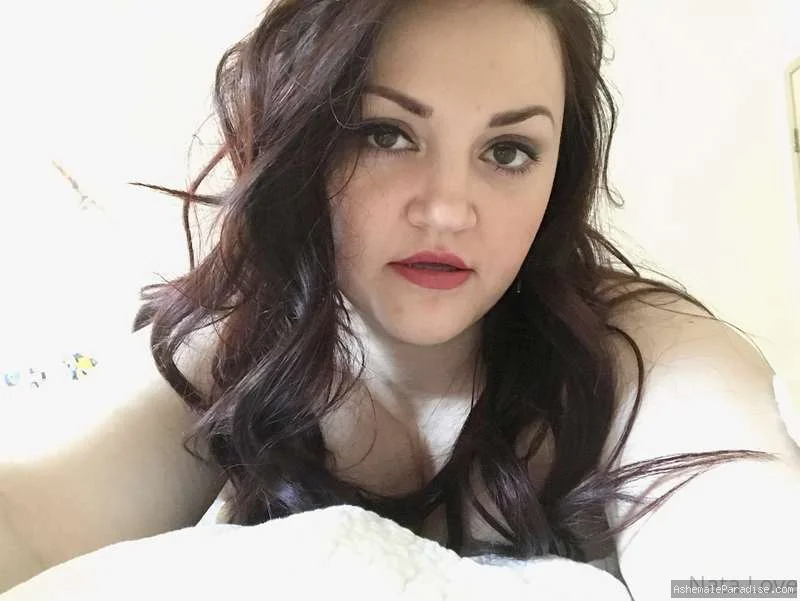 Natasha Magenta — Natasha Magenta — 17 fotos — OnlyFans Photos