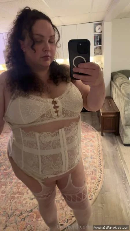 Nathalie Presley — Nathalie Presley — 27 fotos — OnlyFans Photos
