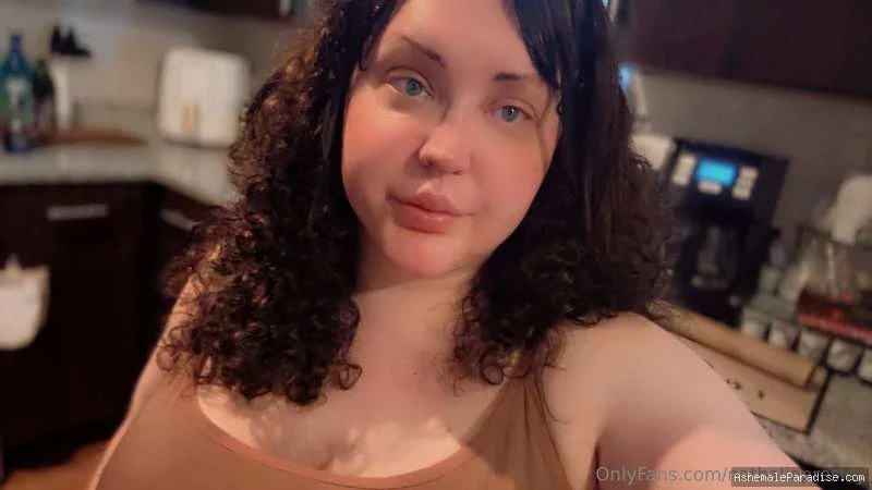 Nathalie Presley — Nathalie Presley — 27 fotos — OnlyFans Photos