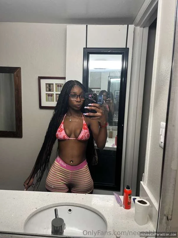 Neena — Neena — 35 fotos — OnlyFans Photos