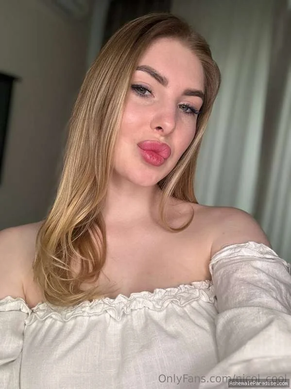 Nicol C — Nicol C — 27 fotos — OnlyFans Photos