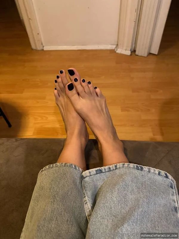 nightsisterlil1 — nightsisterlil1 — 32 fotos — OnlyFans Photos