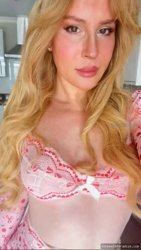 Nikita Kinka — Nikita Kinka — 17 fotos — OnlyFans Photos