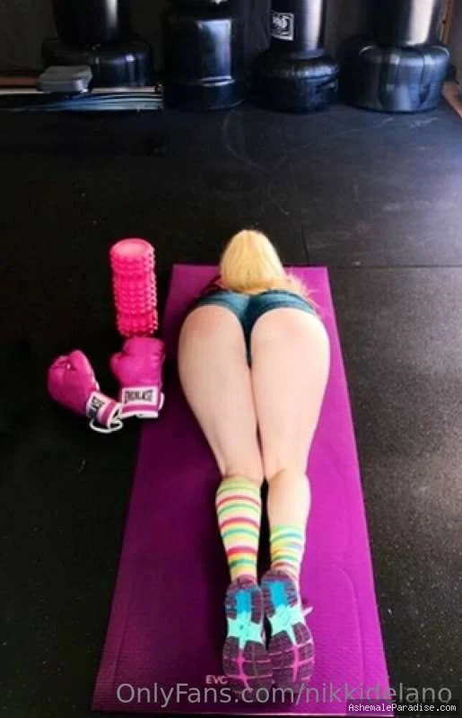 Nikki Delano — Nikki Delano — 33 fotos — OnlyFans Photos