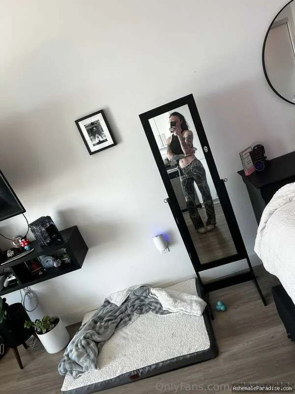 Nikki North — Nikki North — 21 fotos — OnlyFans Photos