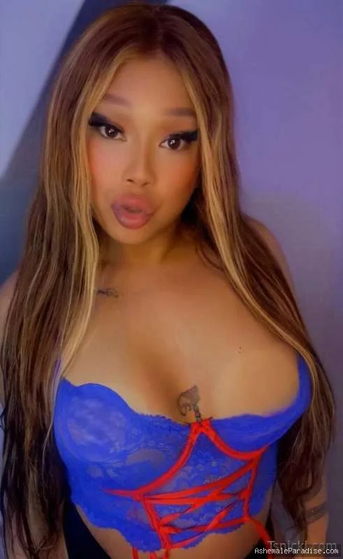 Nikkie Star — Nikkie Star — 12 fotos — OnlyFans Photos