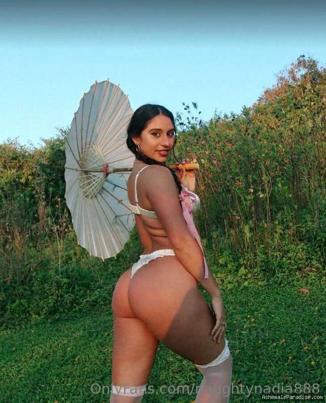 Nody Nadia — Nody Nadia — 30 fotos — OnlyFans Photos