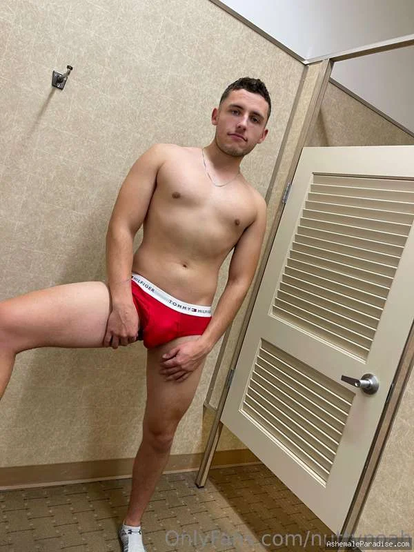 Nutty — Nutty — 7 fotos — OnlyFans Photos