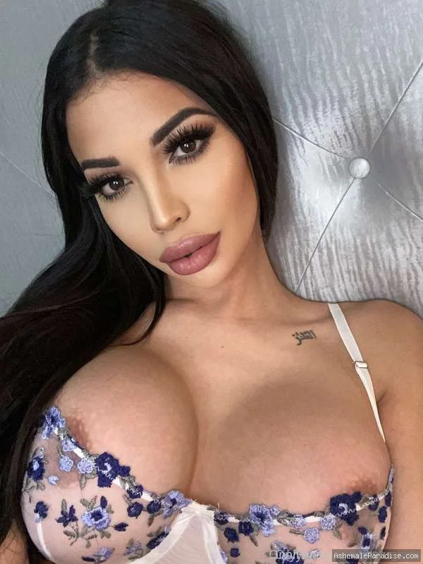 Nyla Caselli — Nyla Caselli — 36 fotos — OnlyFans Photos